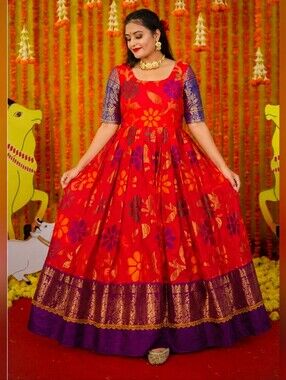 💥 Indian Pure Silk Long Gown ✨ Luxurious & Elegant – Perfect for Wedding